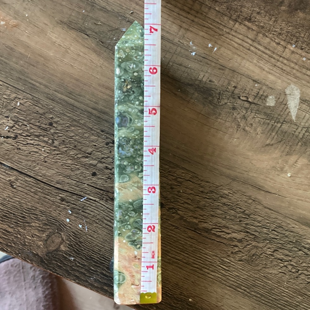 Elegant Green Moss Agate Crystal Tower